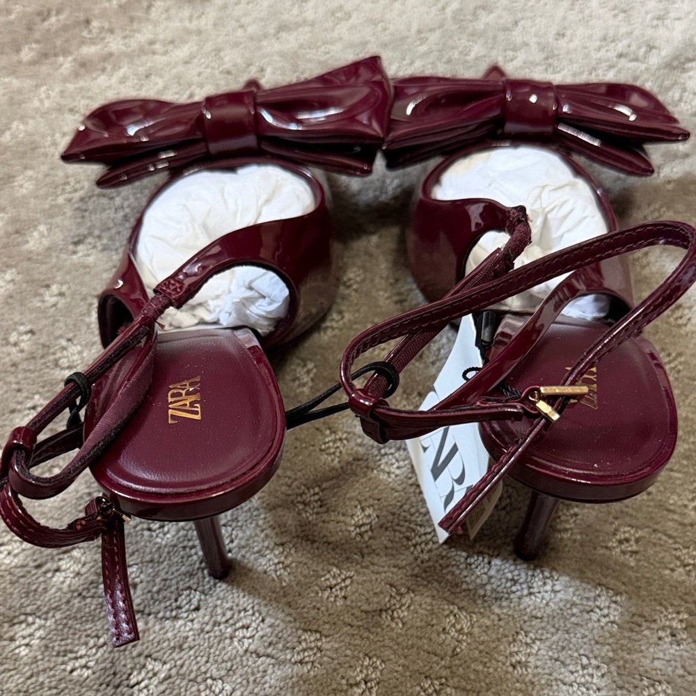Zara Burgundy Patent Bow Pointed Toe Slingback Heels - Picture 7 of 7